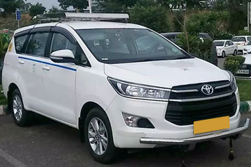 Innova Crysta Cab